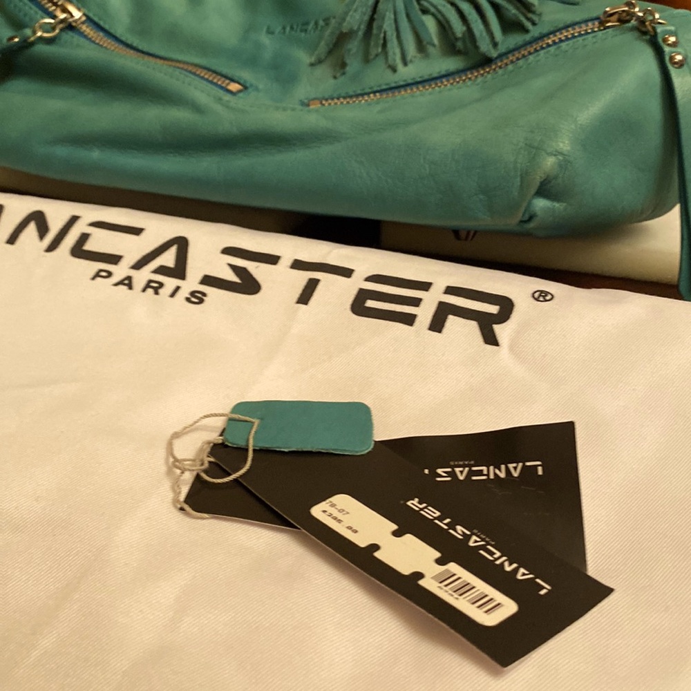 Lancaster Paris Clara leather handbag color Vert Paon